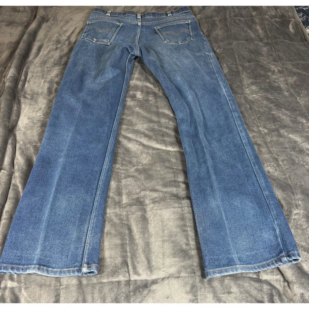 Levis measurements waist